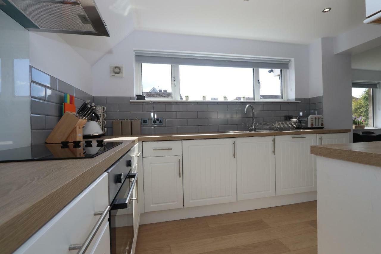 Dunfermline - Luxury 3 Bedroom 2 Bathroom Detached House With Garden Exterior foto